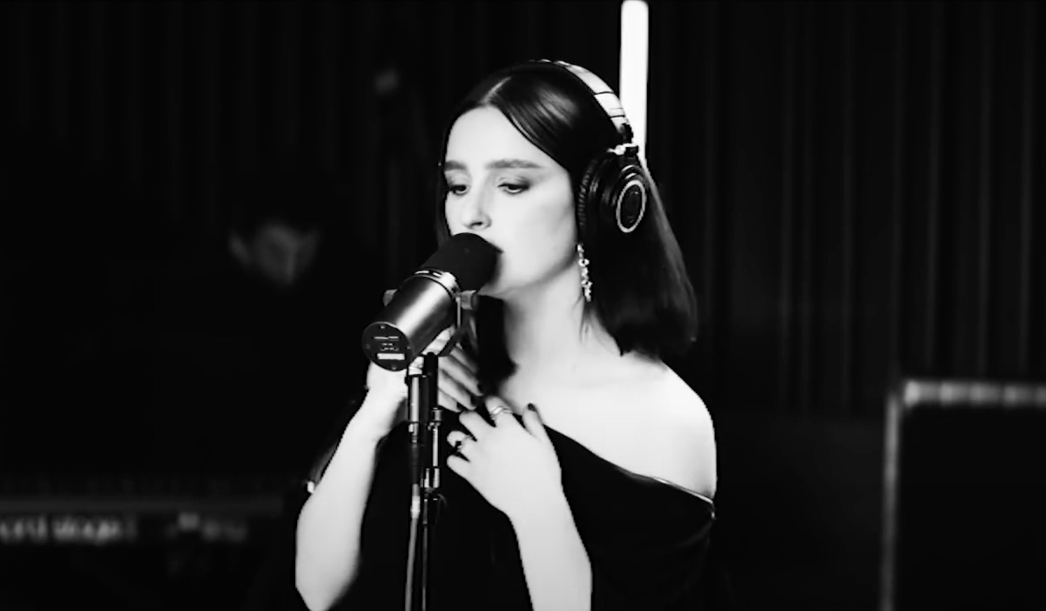 Banks stroke 1 mic 1 take youtube 2020