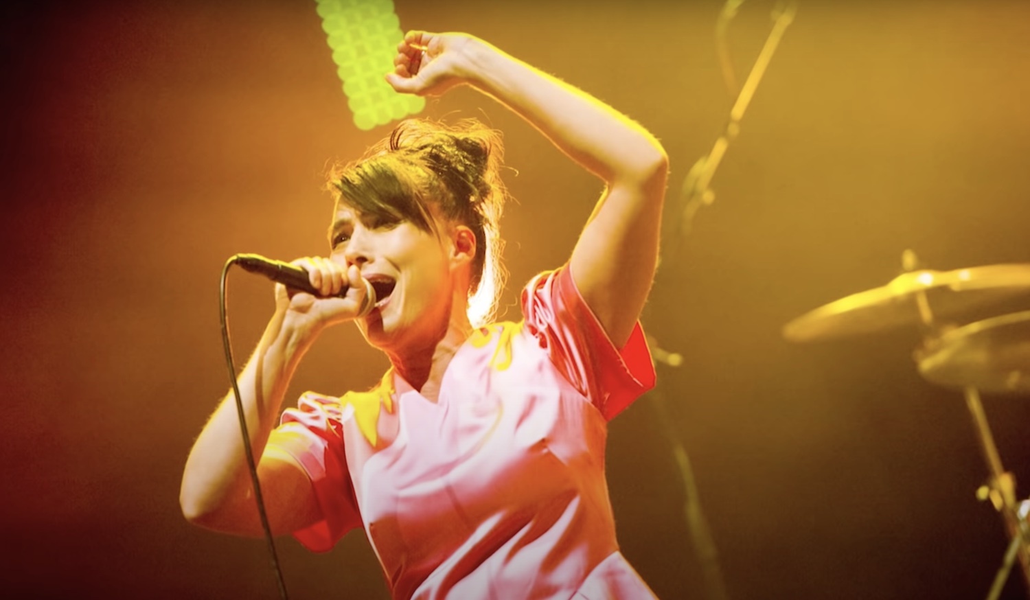 Bikini kill kathleen hanna pbs newshour jan 2022 youtube