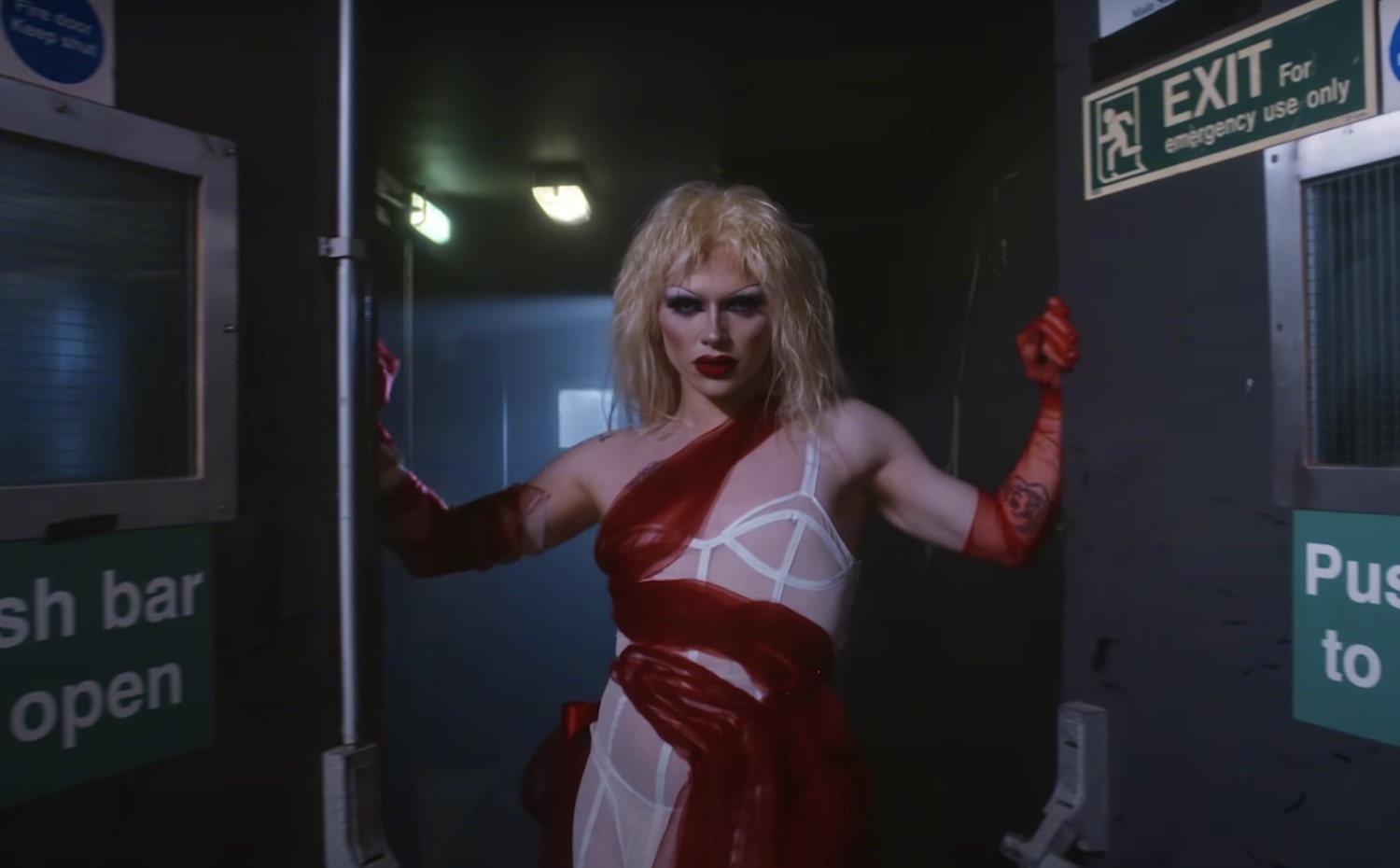 Bimini bon boulash Ava Max My Head and My Heart video youtube