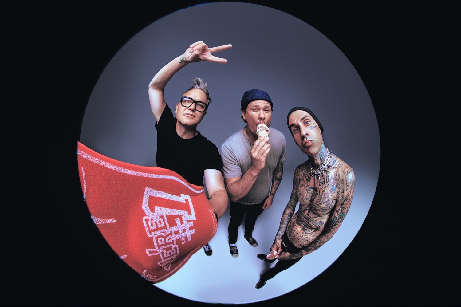 Blink-182 2022 reunion band shot