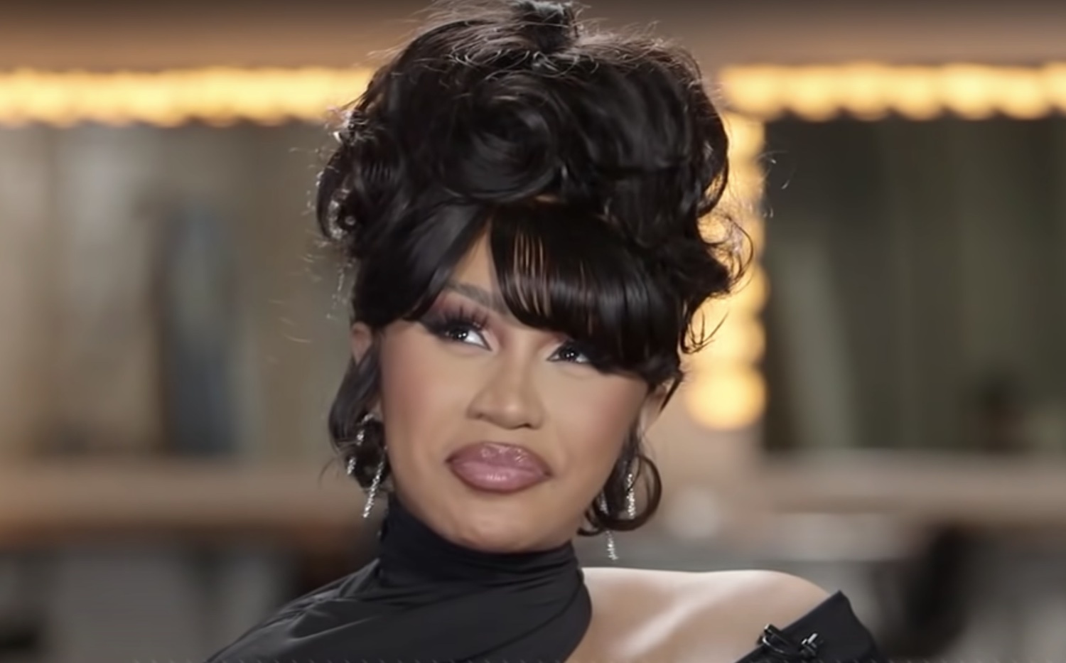 Cardi b gma american music awards interview youtube