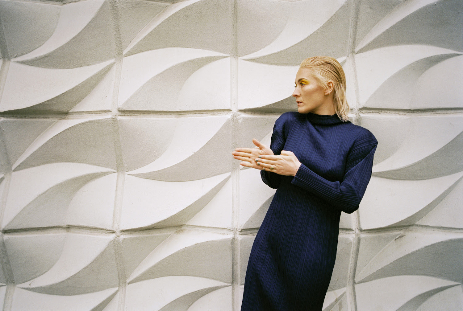 Cate le bon home to you