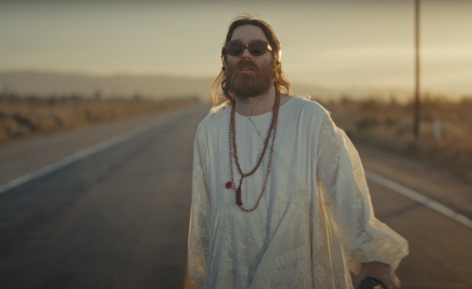 Chet faker feel good video youtube