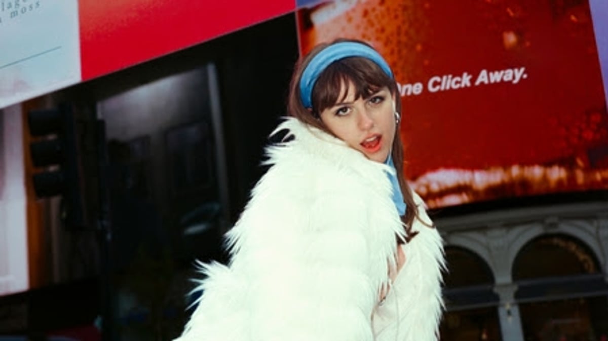 Breaking: Chloe Slater’s fiery new single “UGLY” slashes consumer culture