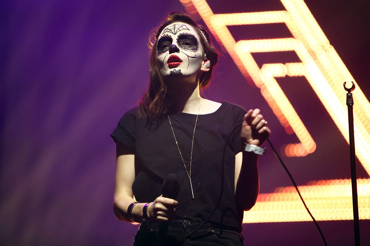 Chvrches p4k 311014 bc