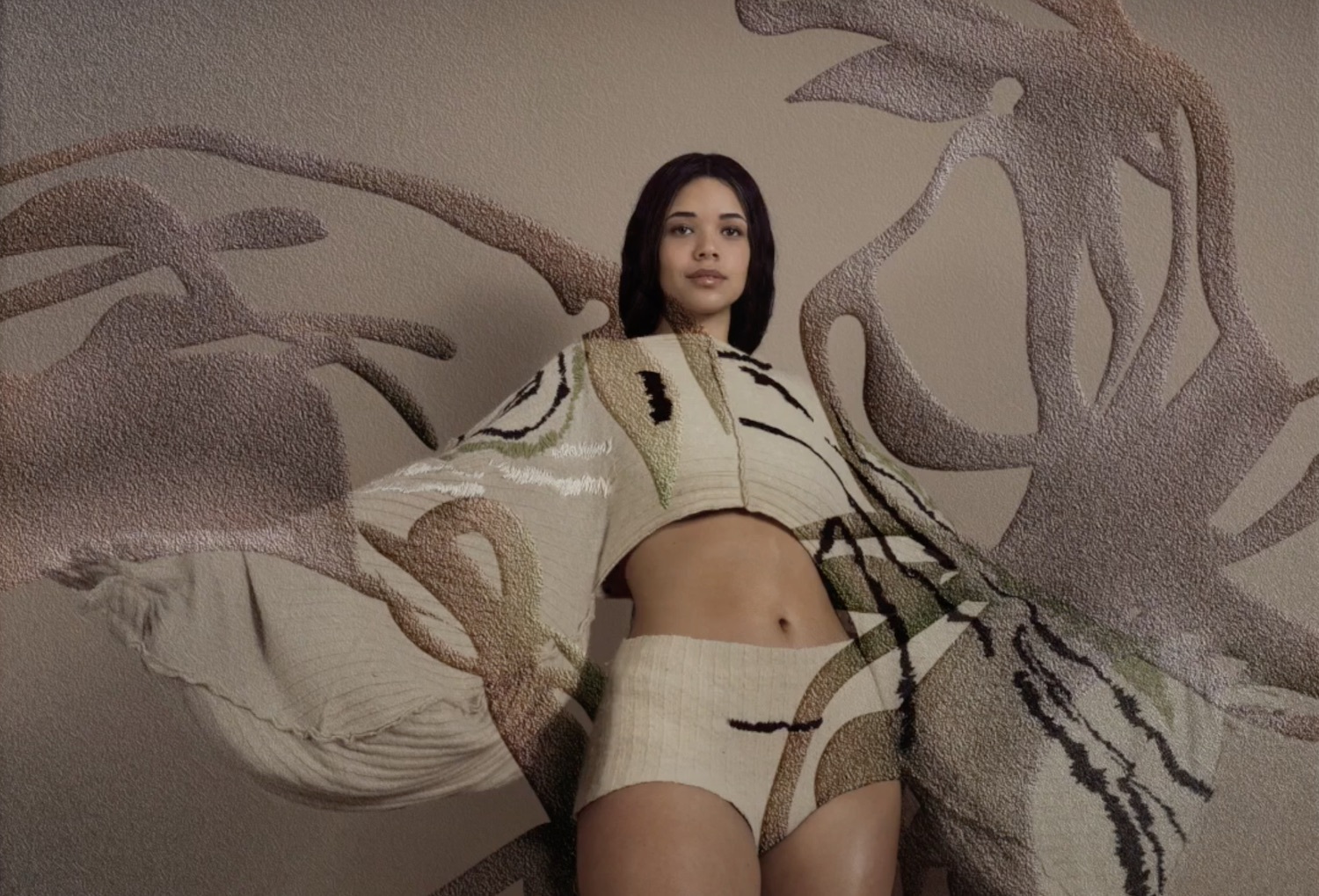 Cosha tighter track art