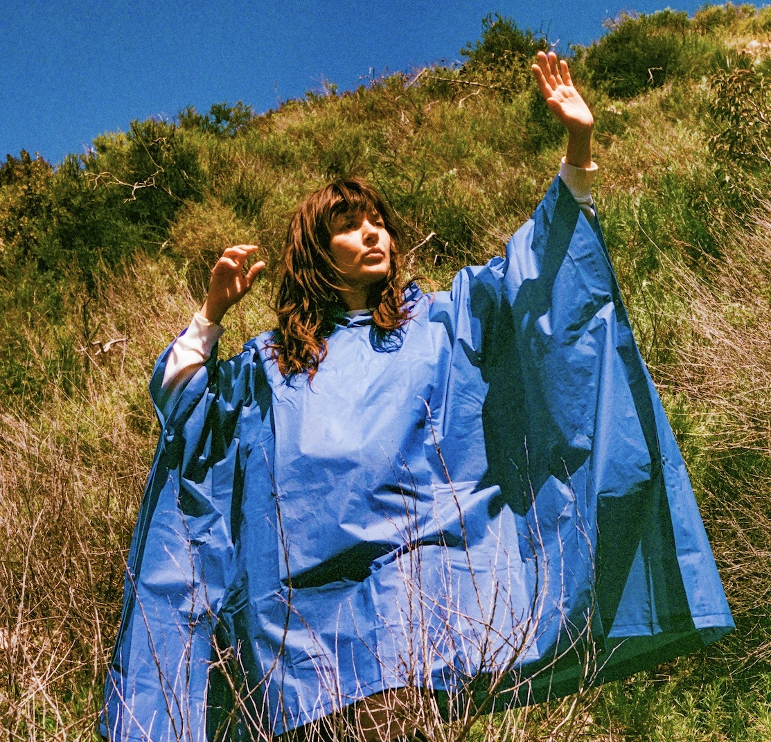 Courtney barnett blue dress 2023