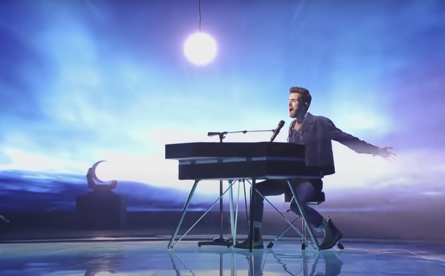 Duncan laurence arcade eurovision 2019 final youtube