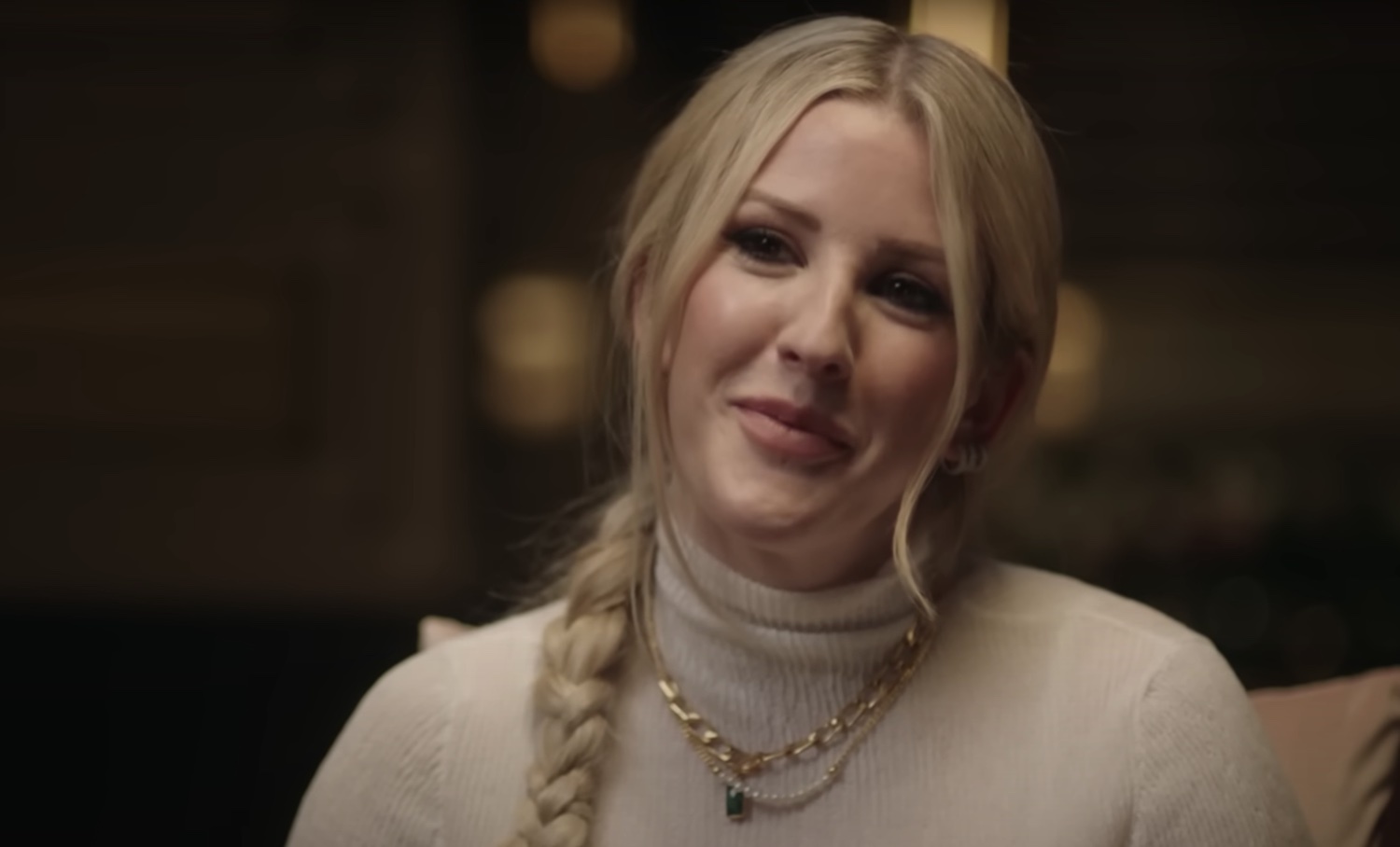 Ellie goulding Secret Socials with Hilton youtube