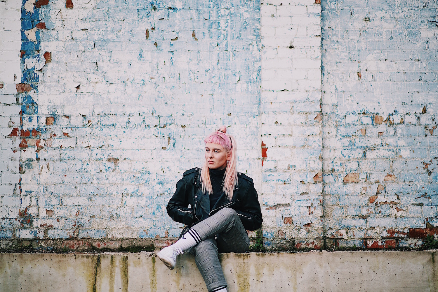 F 2 7 1935913 e7g YZD81 Ryan Jafarzadeh Mary Miller 05 03 17 22