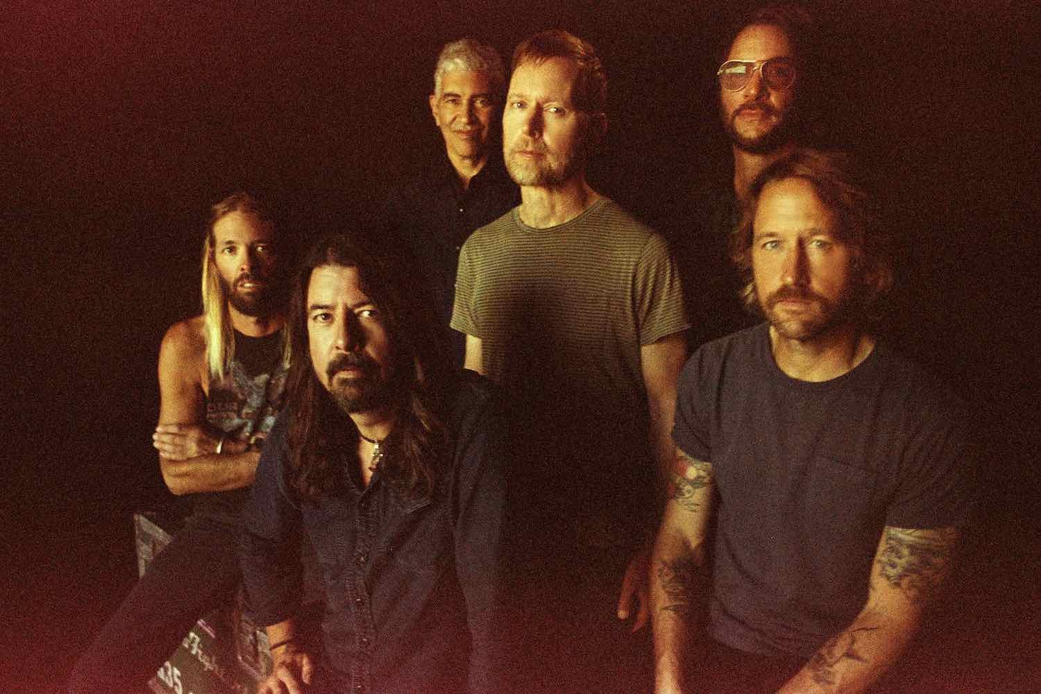Foo fighters 2020 danny clinch