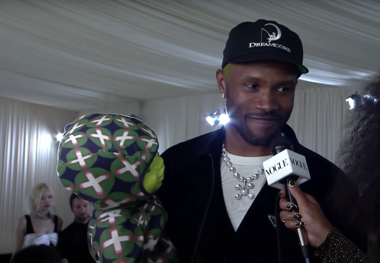 Frank ocean met gala 2021 vogue youtube