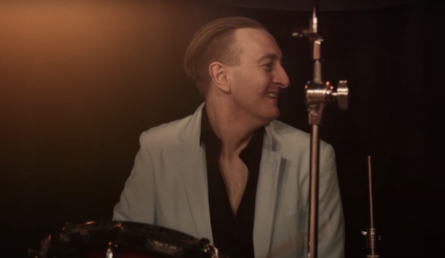 Frankie and the heartstrings Think Yourself Lucky video youtube