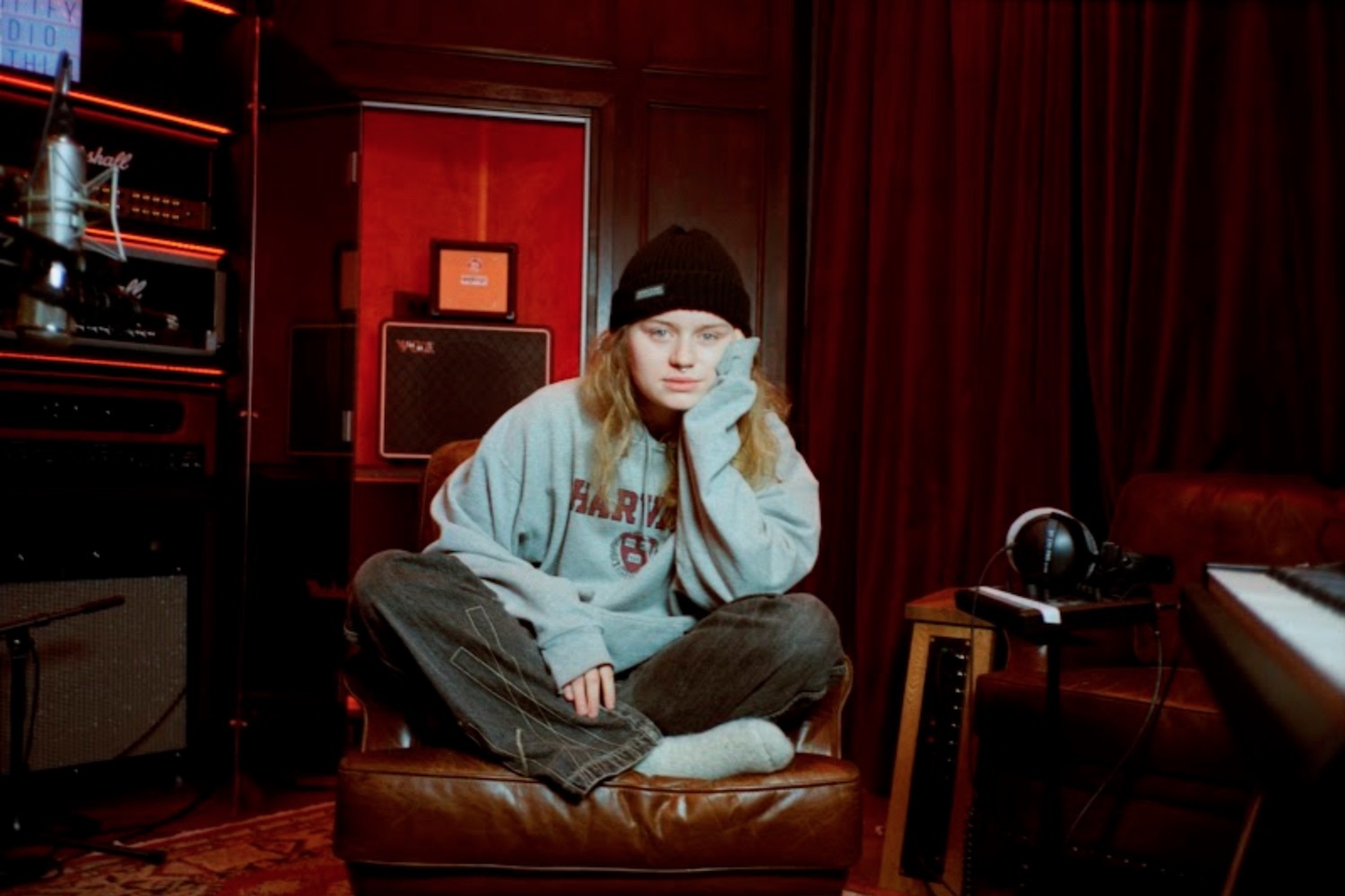 Girl in red Pontus Hammarstrom