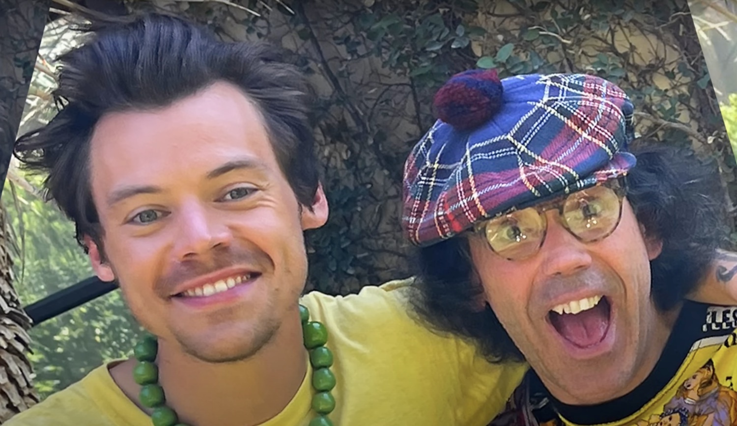 Harry style Nardwuar 2022 youtube