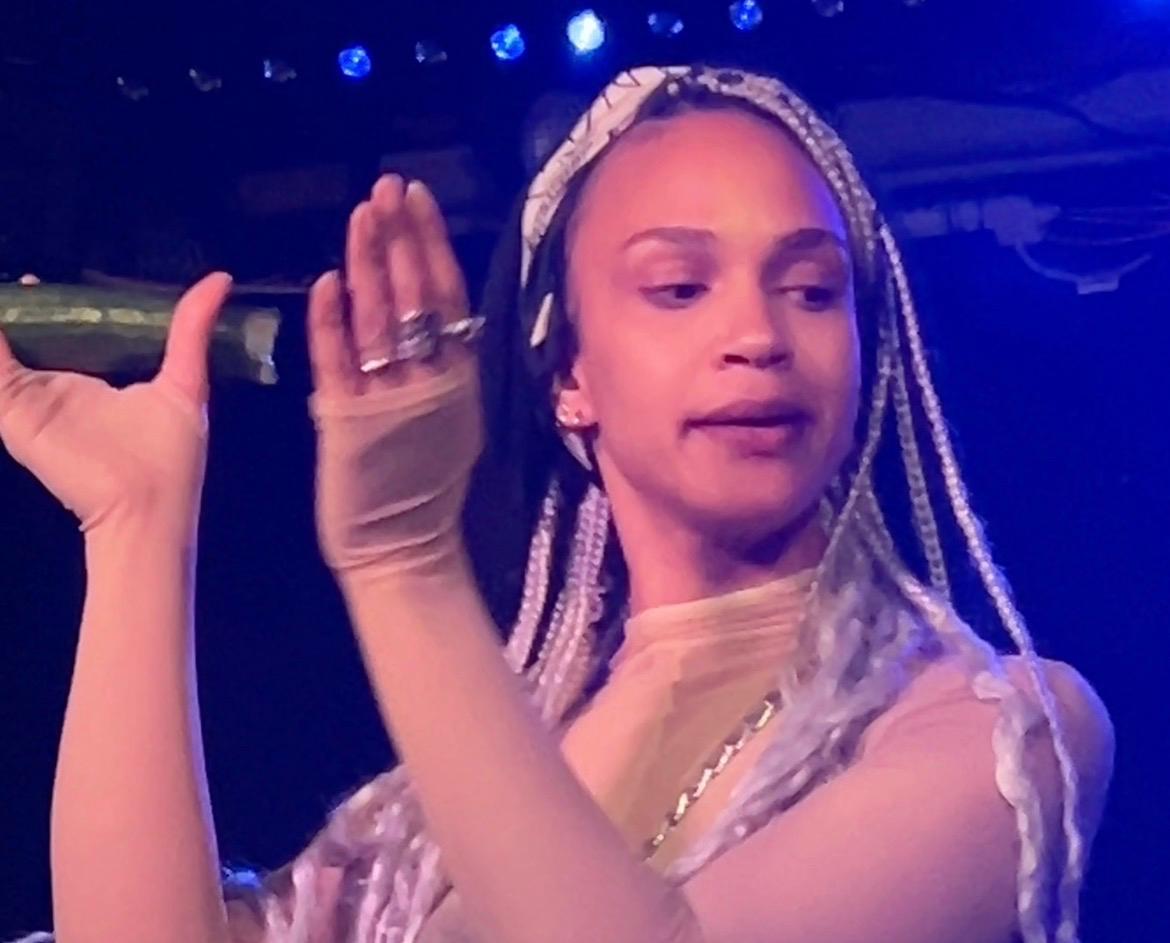 Hawa b quebec showcase