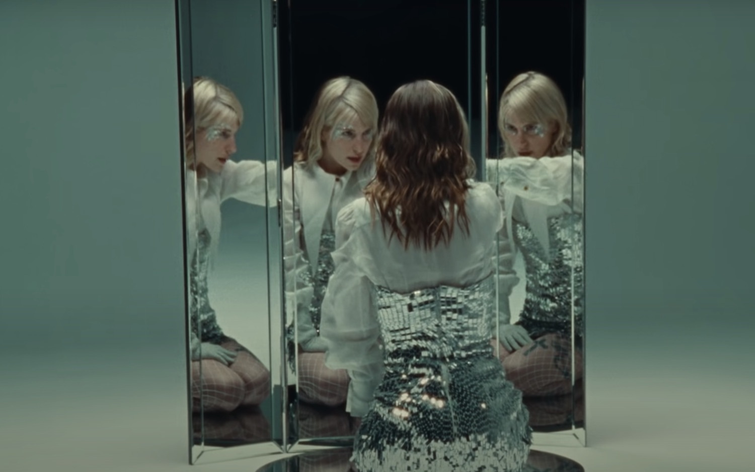 Hayley williams dead horse video youtube