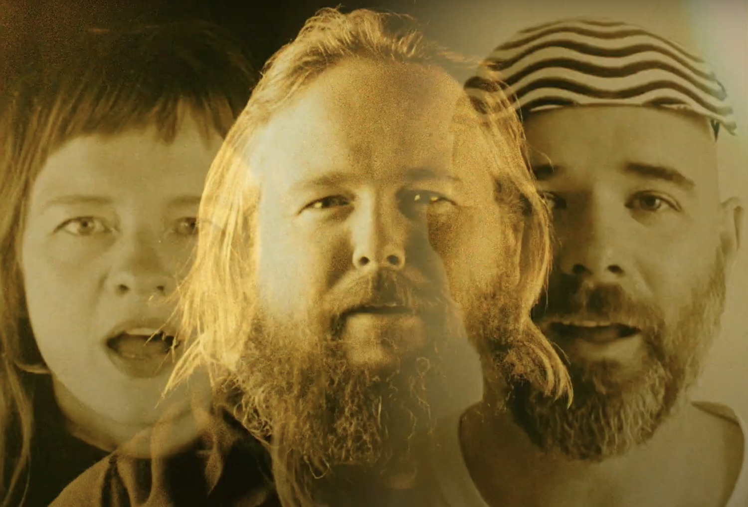 Hen ogledd crimson star video