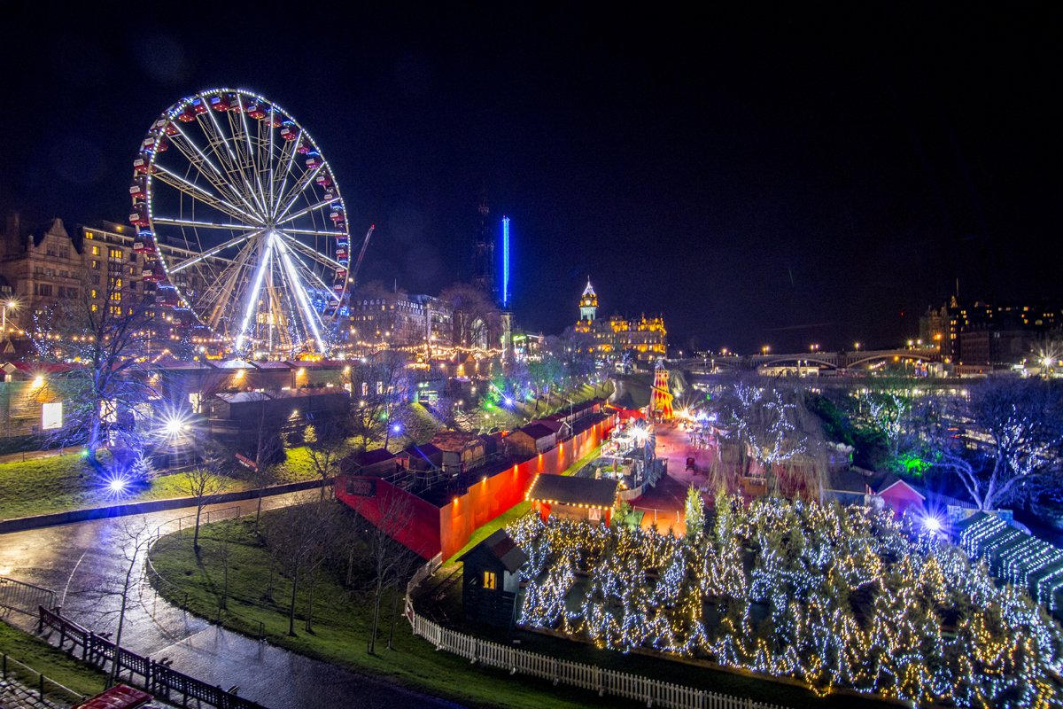 Hogmanaystreetparty edinburgh 311215 matthewmcandrew 004