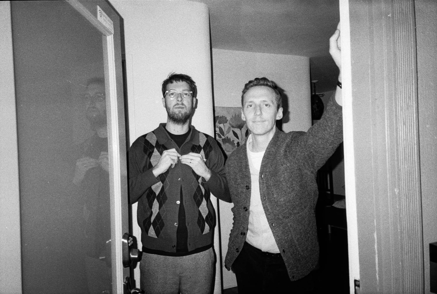 Honne 1 black and white