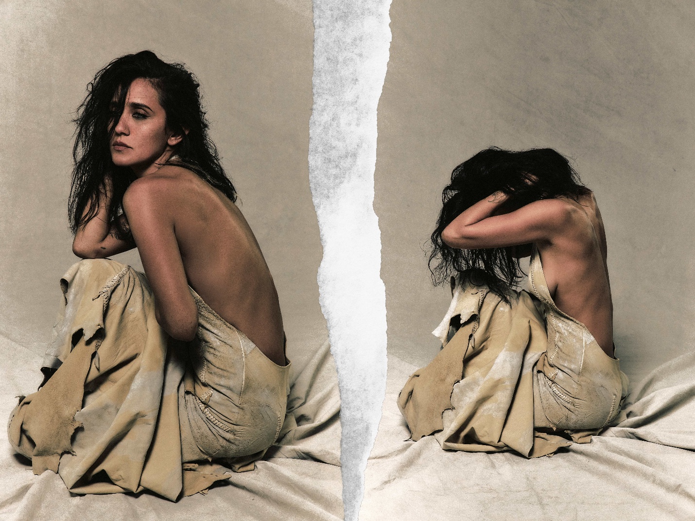 Jesse jo stark press shot 26