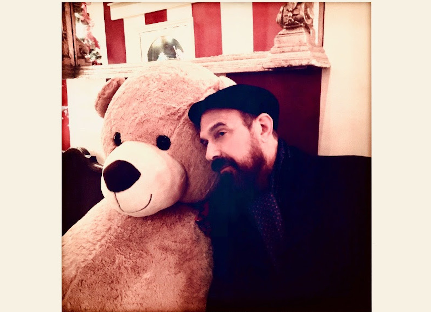 Jim sclavunos holiday song 2021