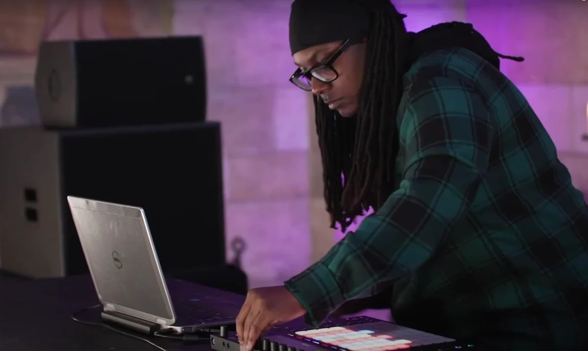 Jlin announces new EP with title-track
