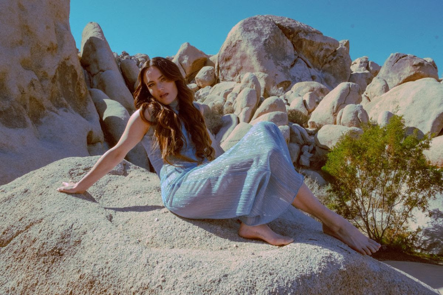 Julia stone Brooke Ashley Barone