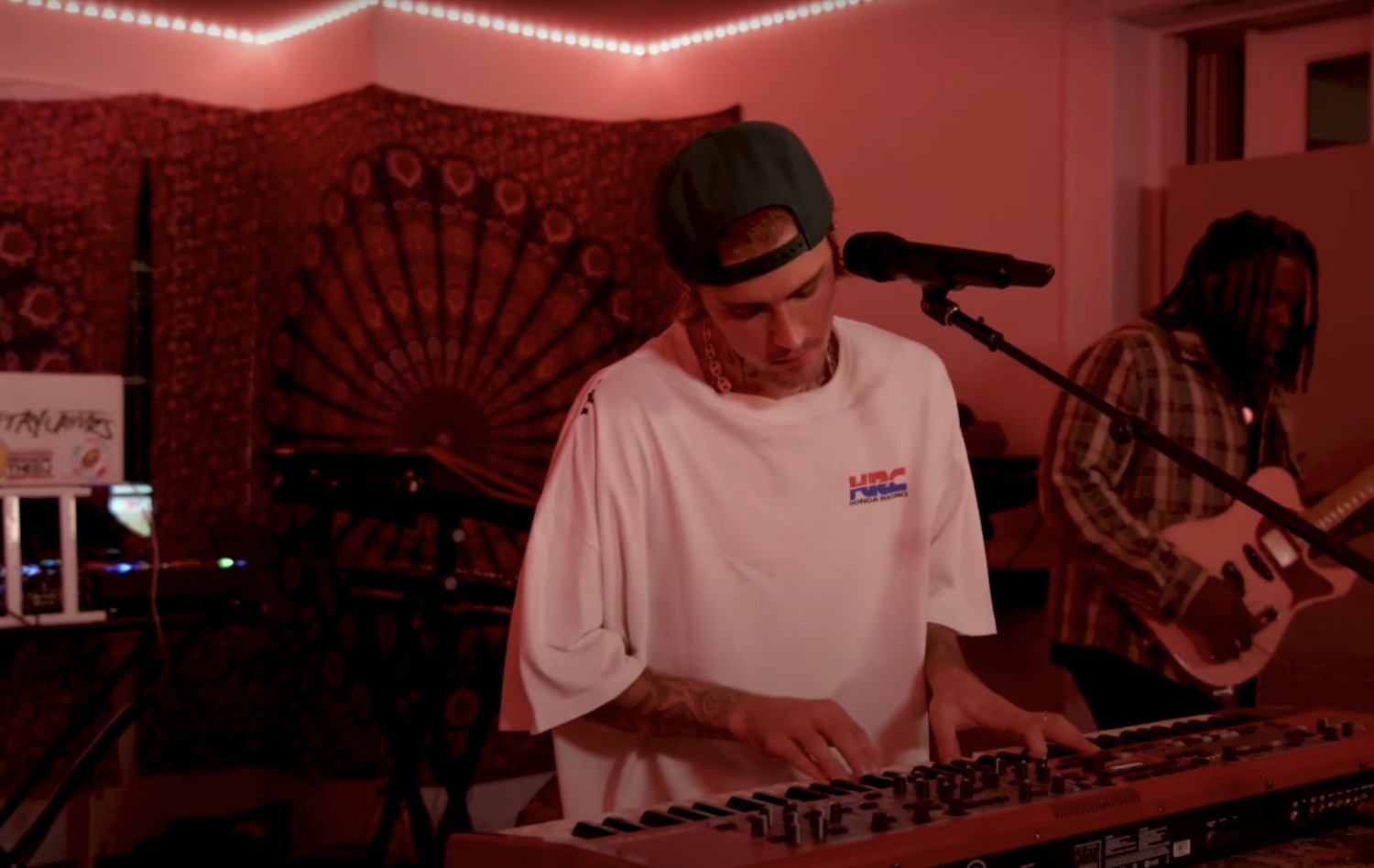 Justin bieber tiny desk concert 2021