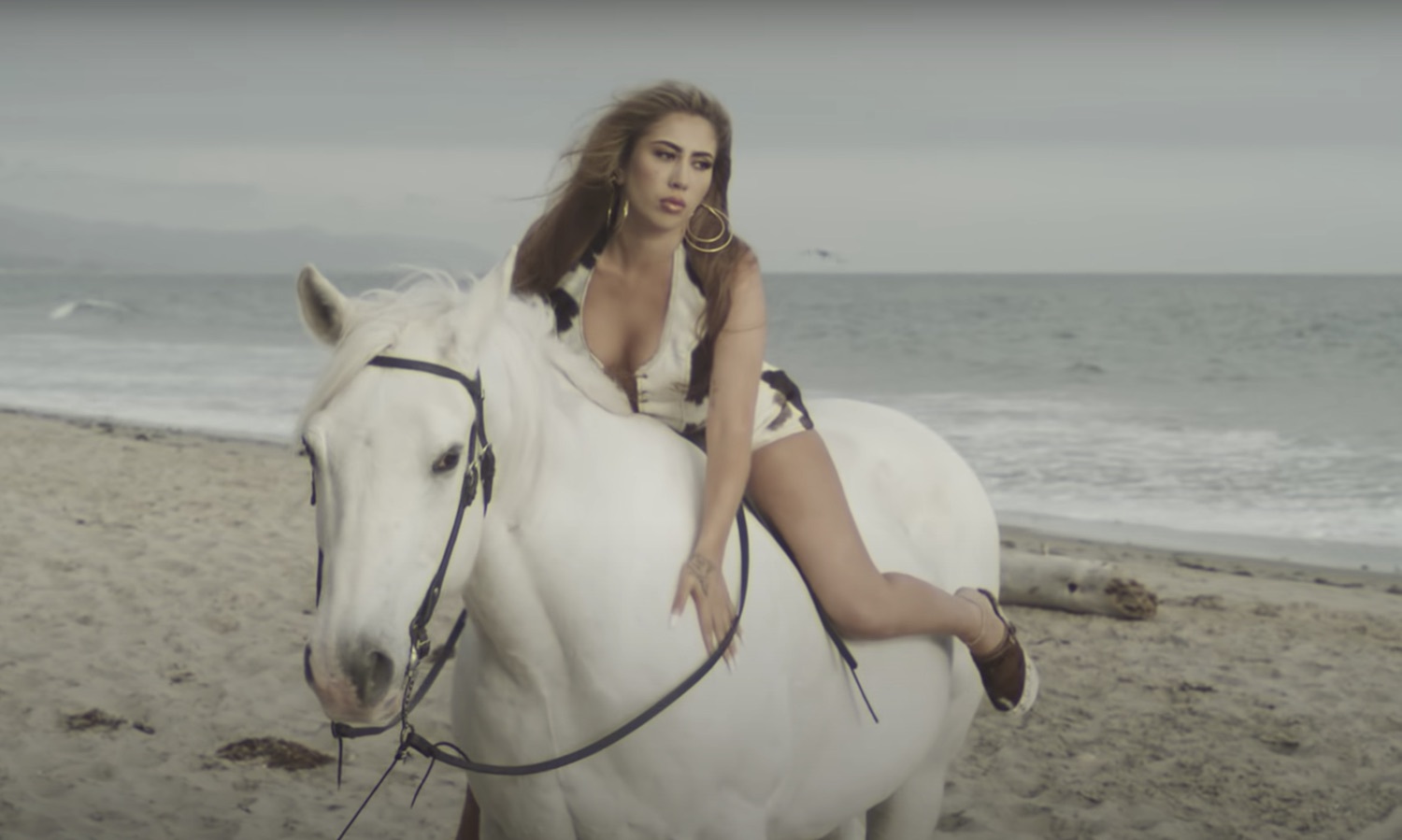 Kali uchis telepatia acoustic video youtube