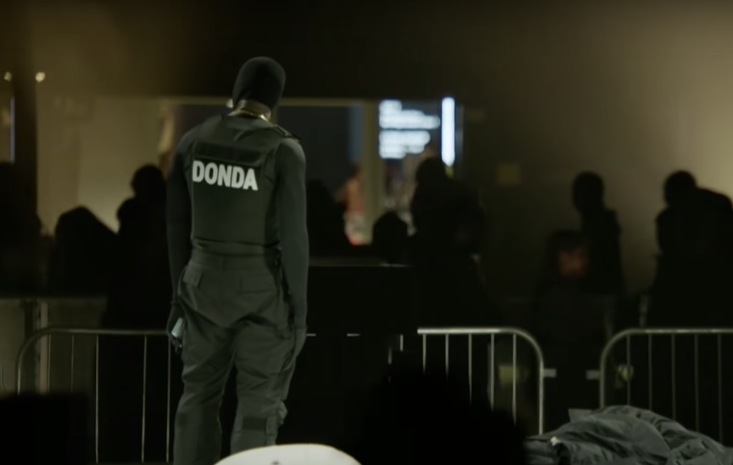 Kanye west donda vest entertainment tonight youtube