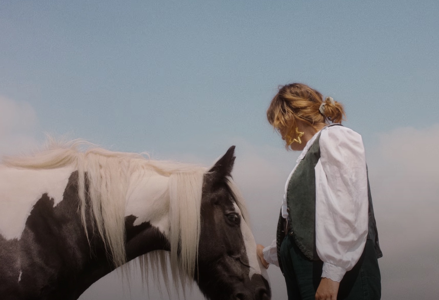 Katy j pearson fix me up video