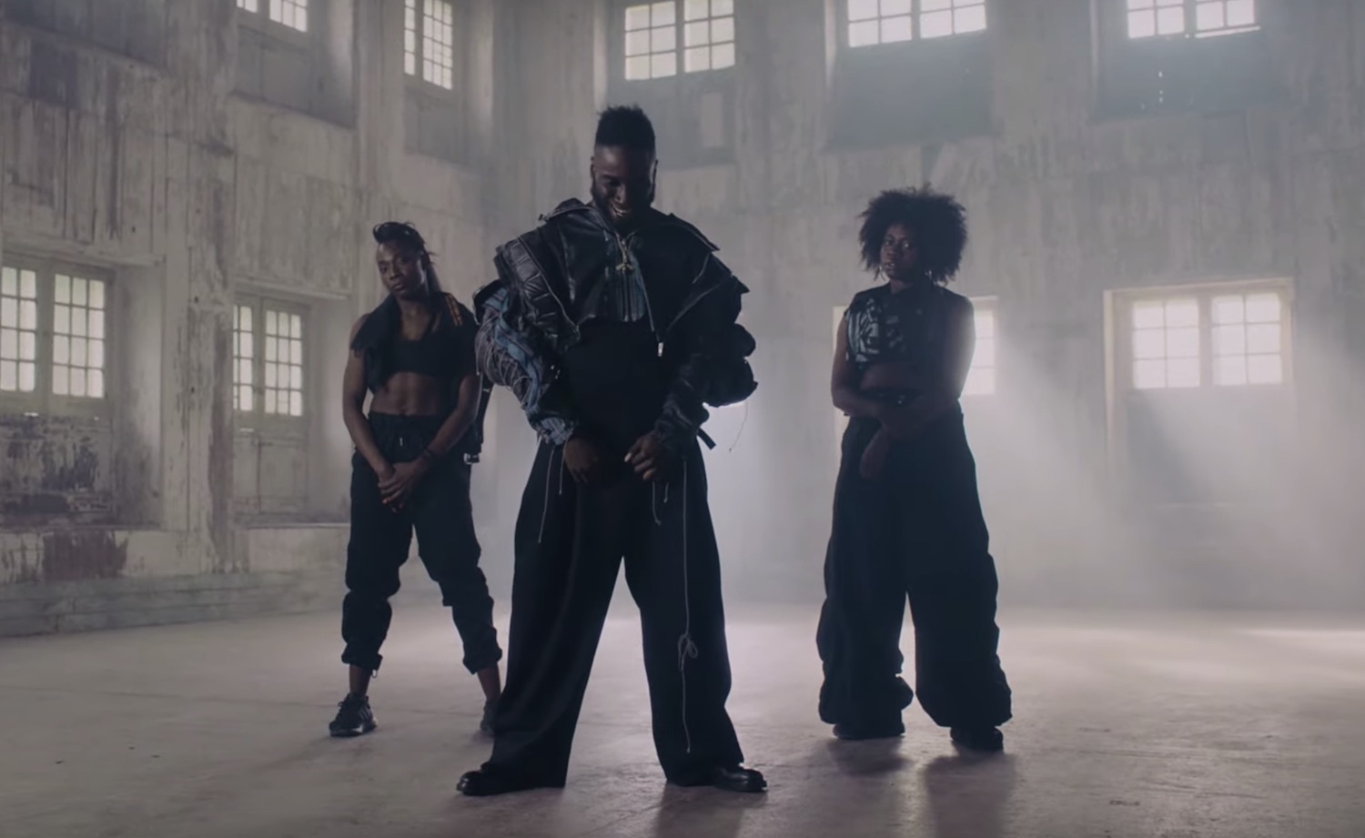 Kojey radical cant go back vid