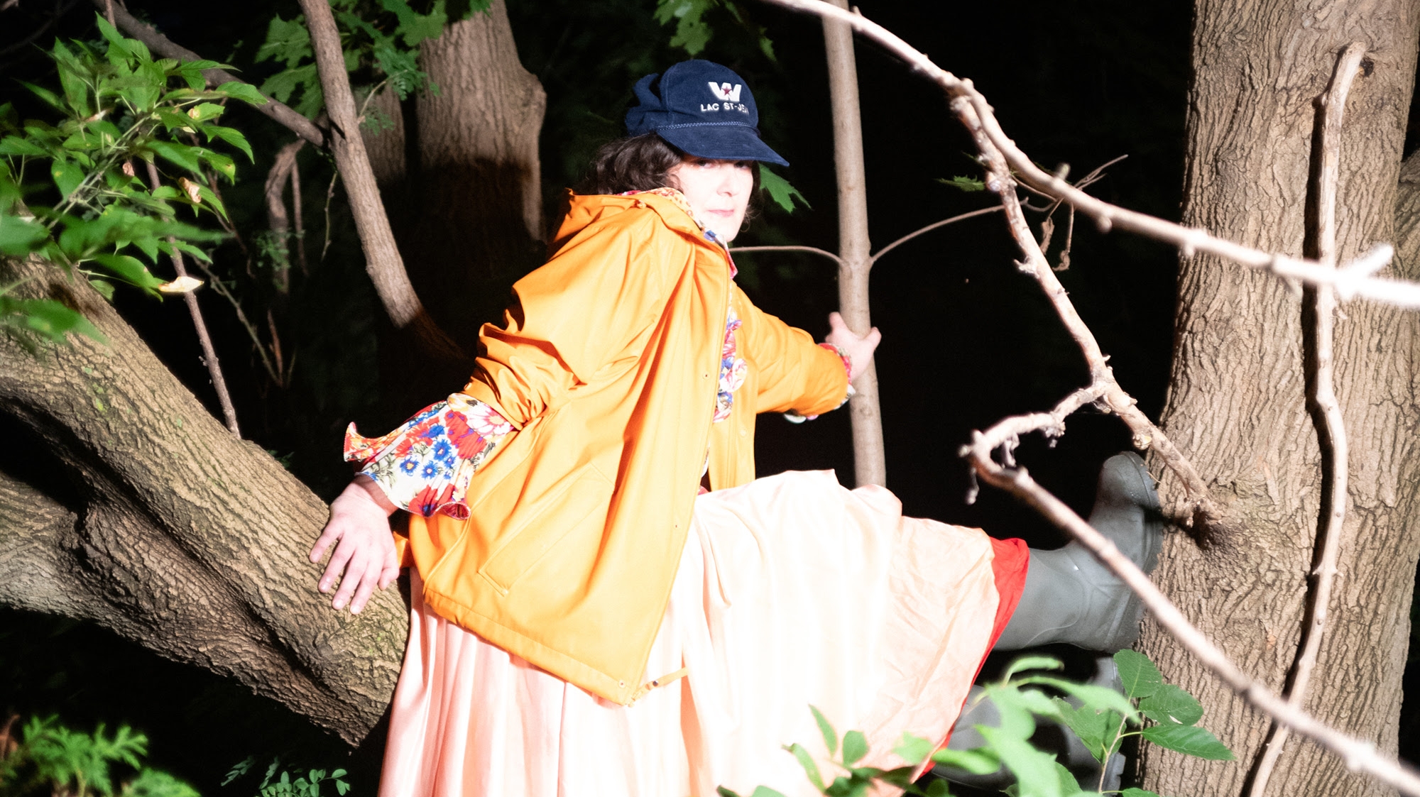 Land of talk singles 26