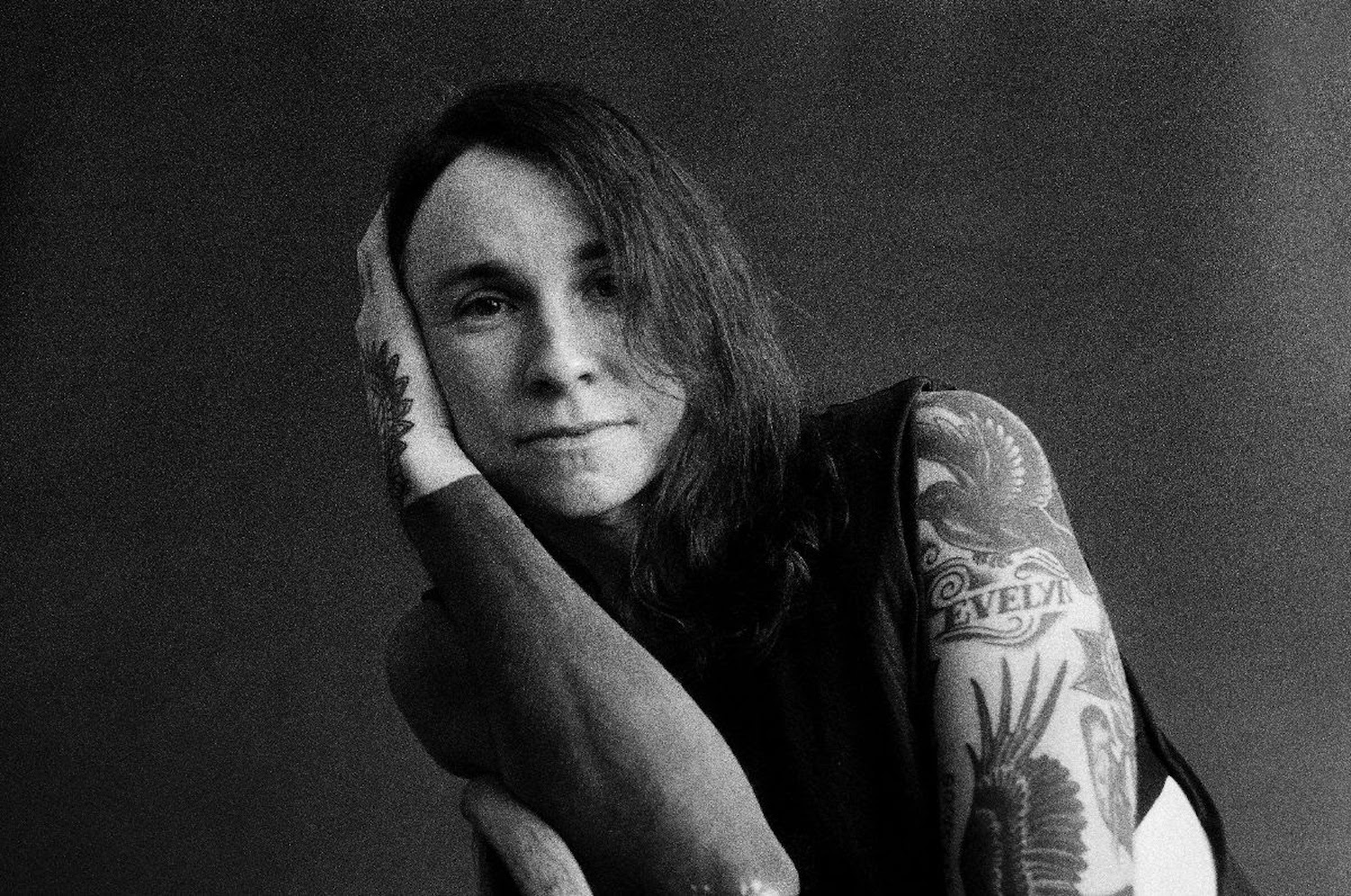 Laura jane grace Alexa Viscius