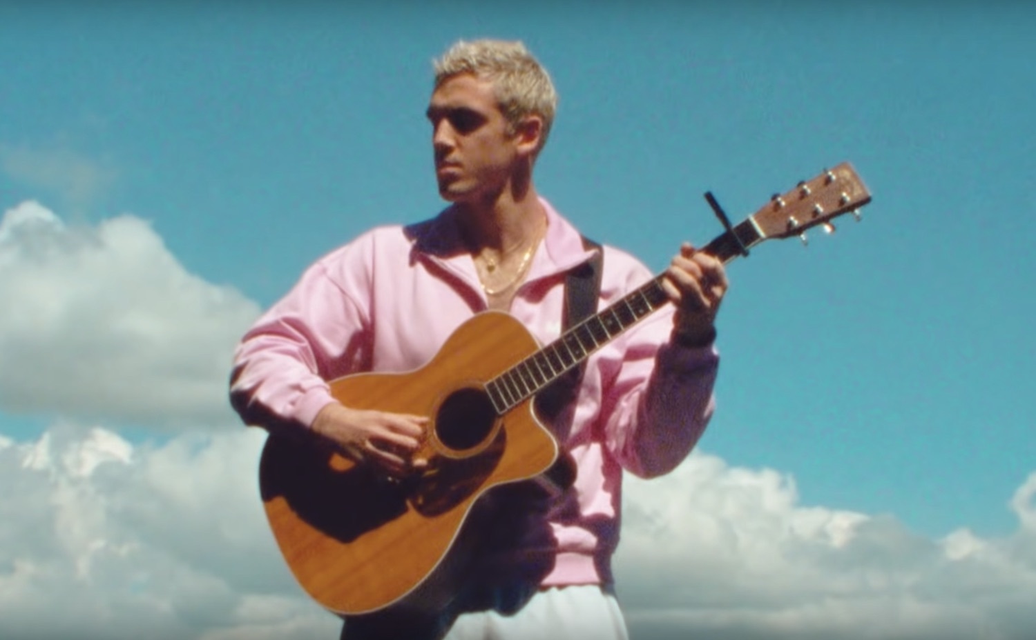 Lauv modern loneliness acoustic video