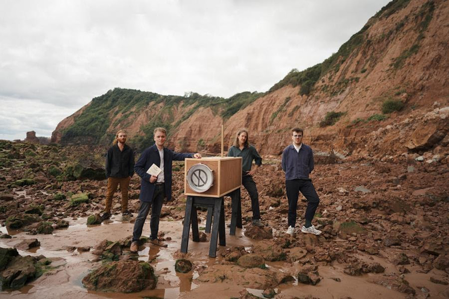 Lice persuador mediator press pic no credit given