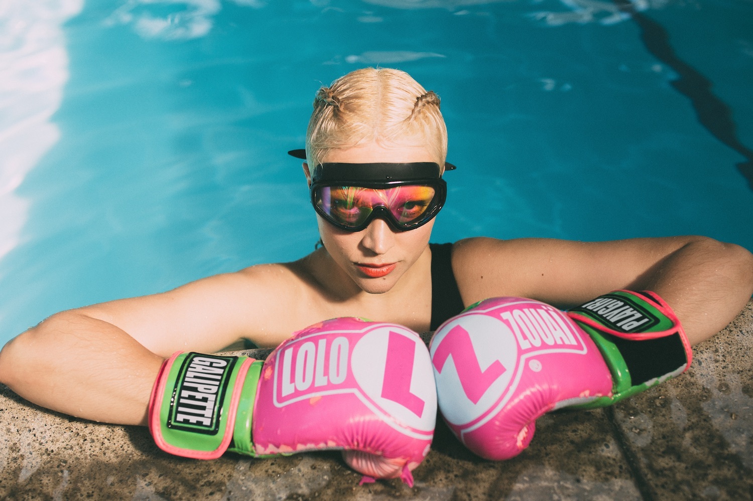 Lolo zouai Galipette press no credit