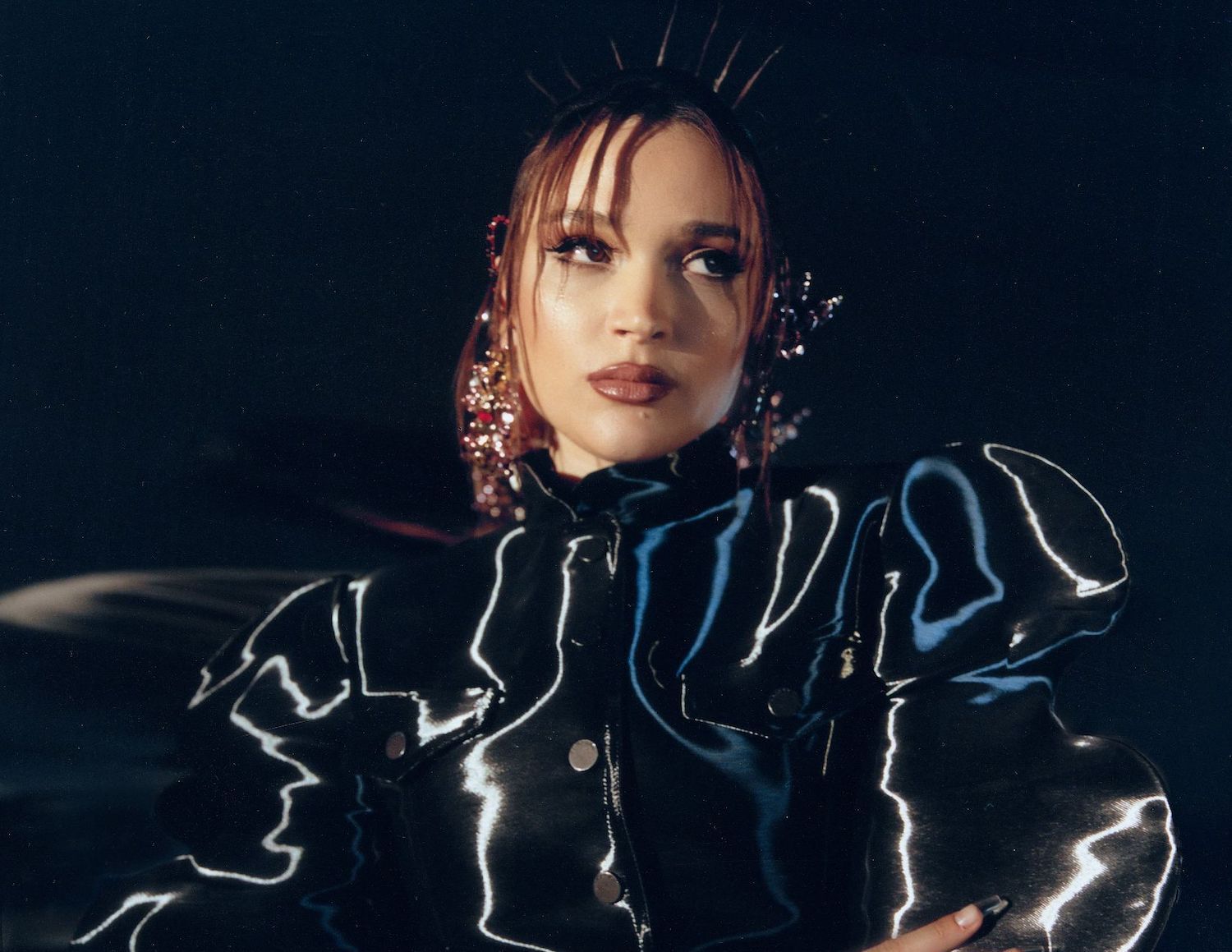 Lolo zouai give me a kiss press shot 2022 credit Colin Solal Cardo