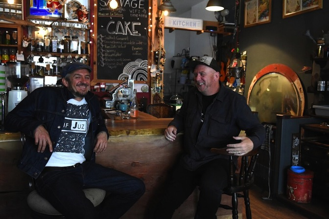 Lost horizons chilling in a cafe