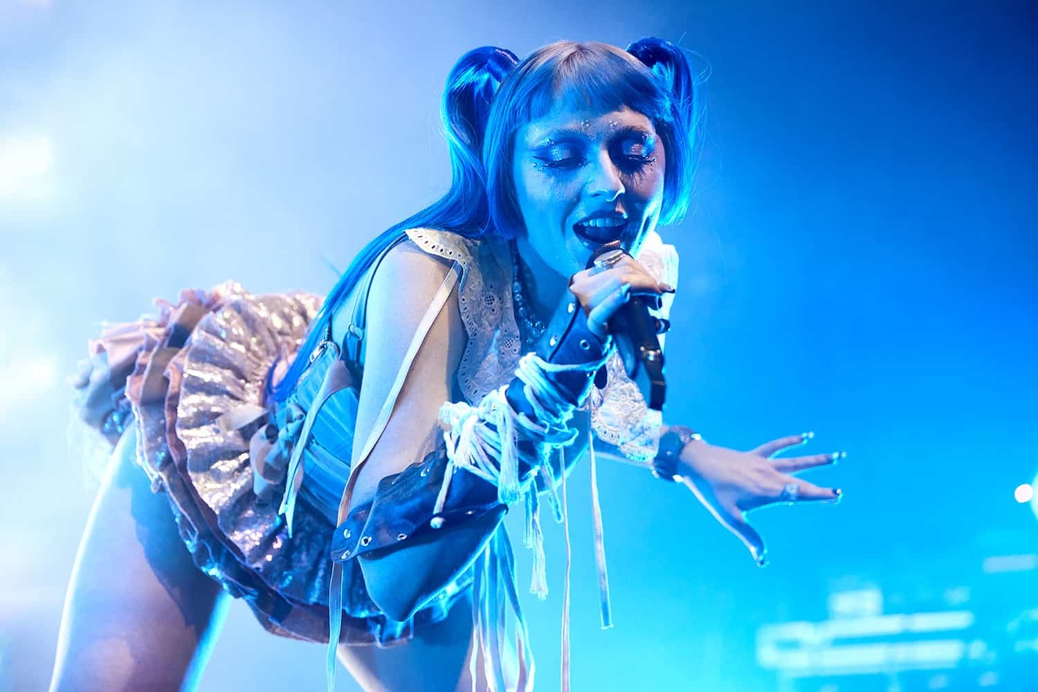 Lq ashnikko 071221 forum bc11