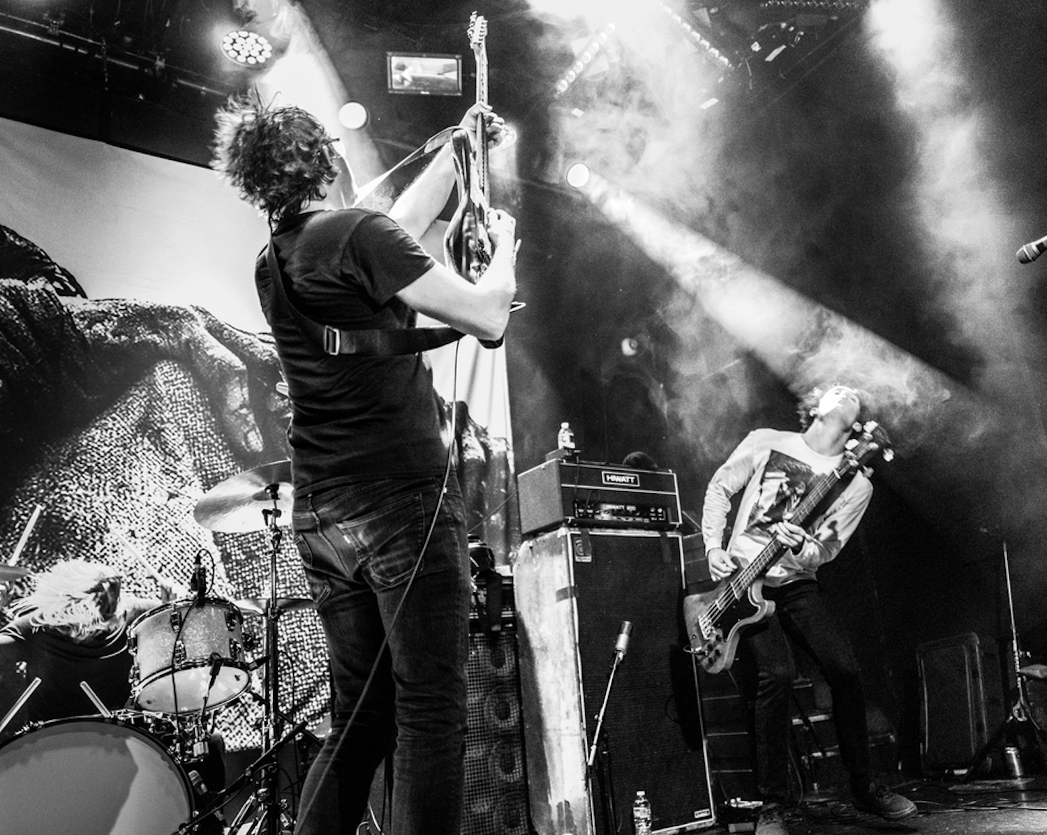 Metz live image for "Come On Down"