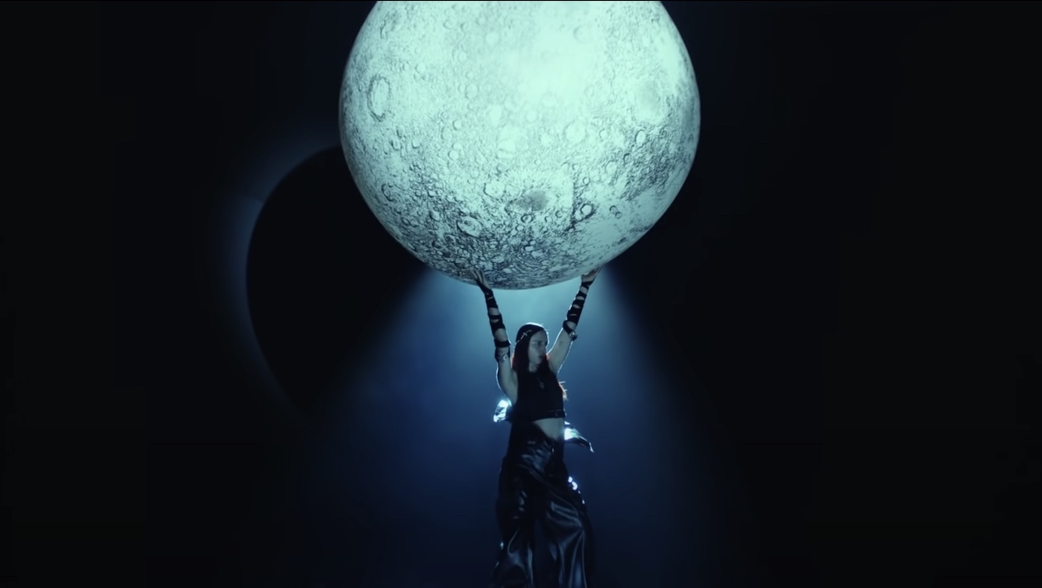 Mo new moon video youtube 2022