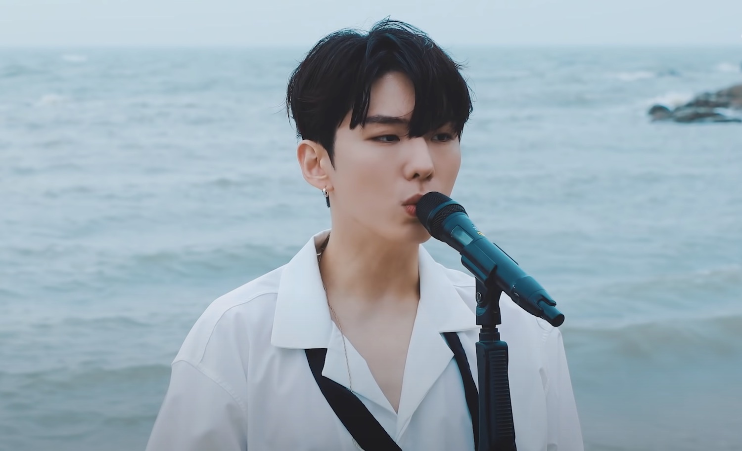 Monsta x KIHYUN little bit of love cover youtube