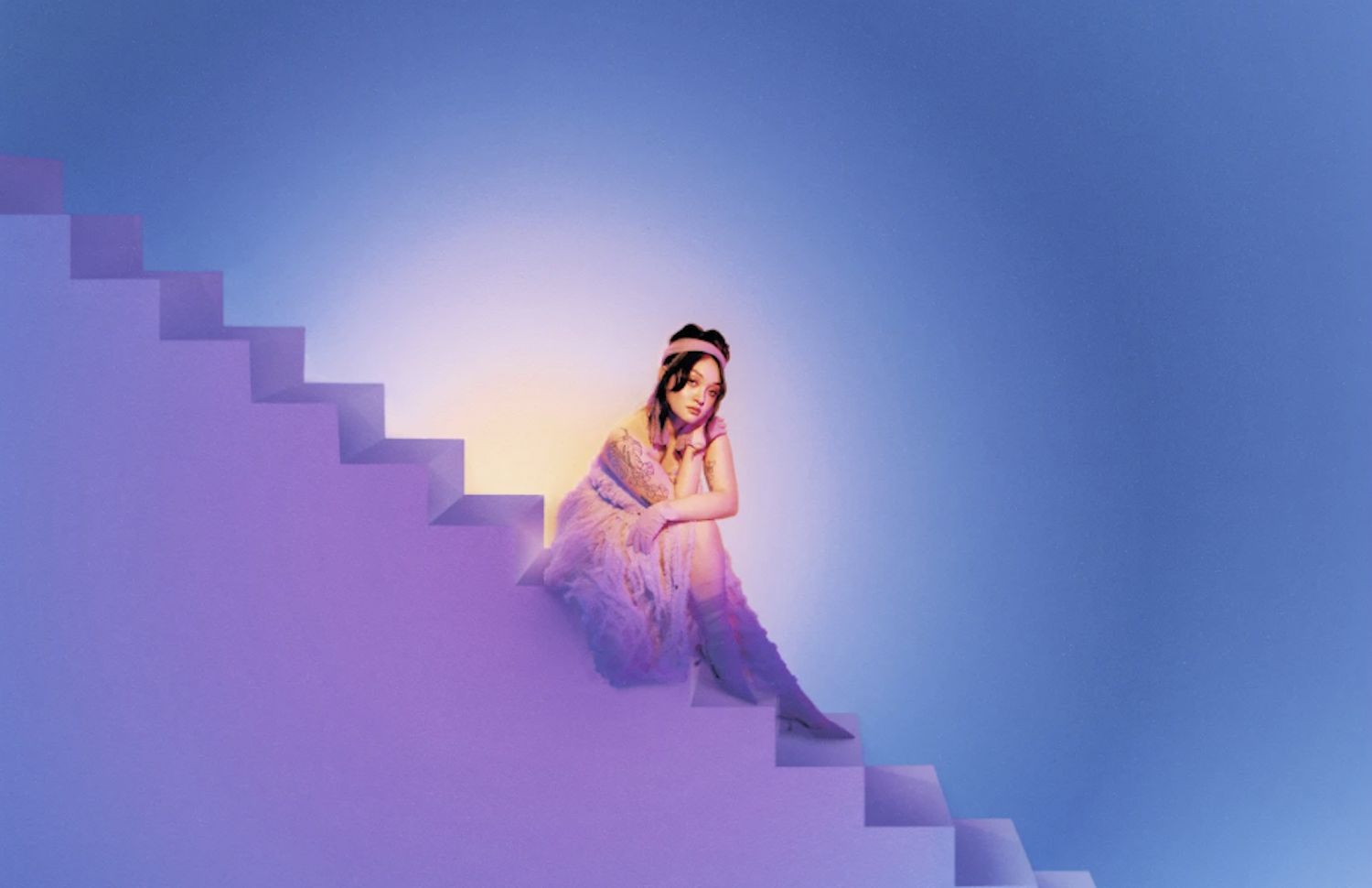 Mxmtoon rising deluxe press pic 2022