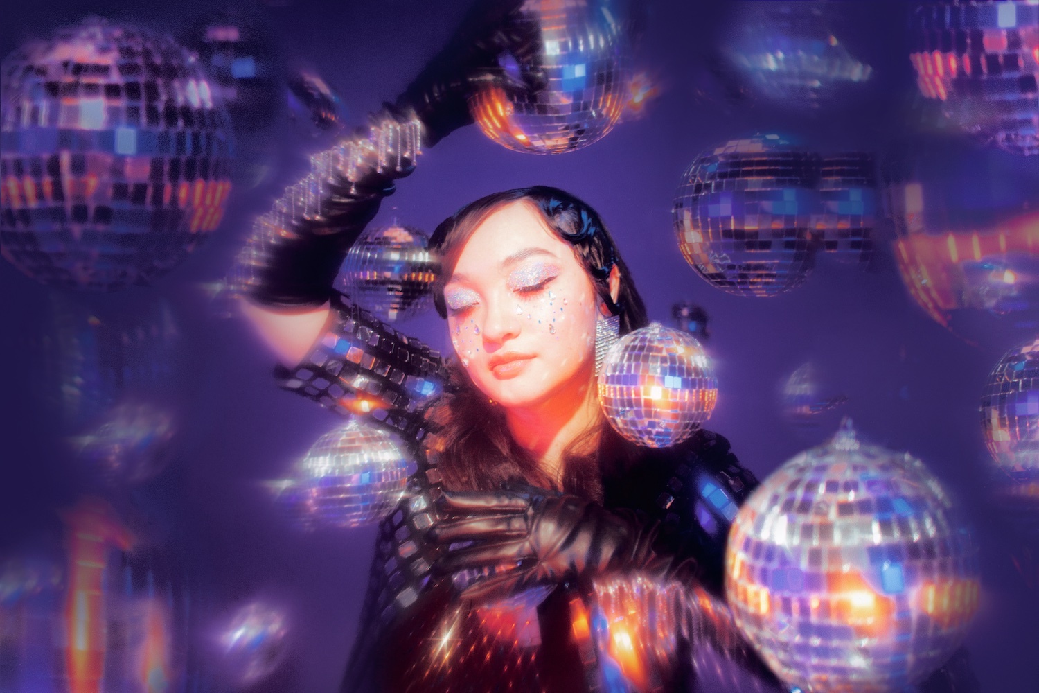 Mxmtoon general 2 sad disco Lissyelle Laricchia