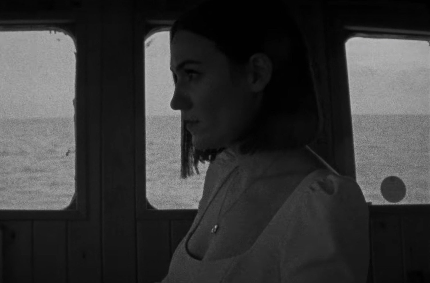 Nadine shah trad video youtube