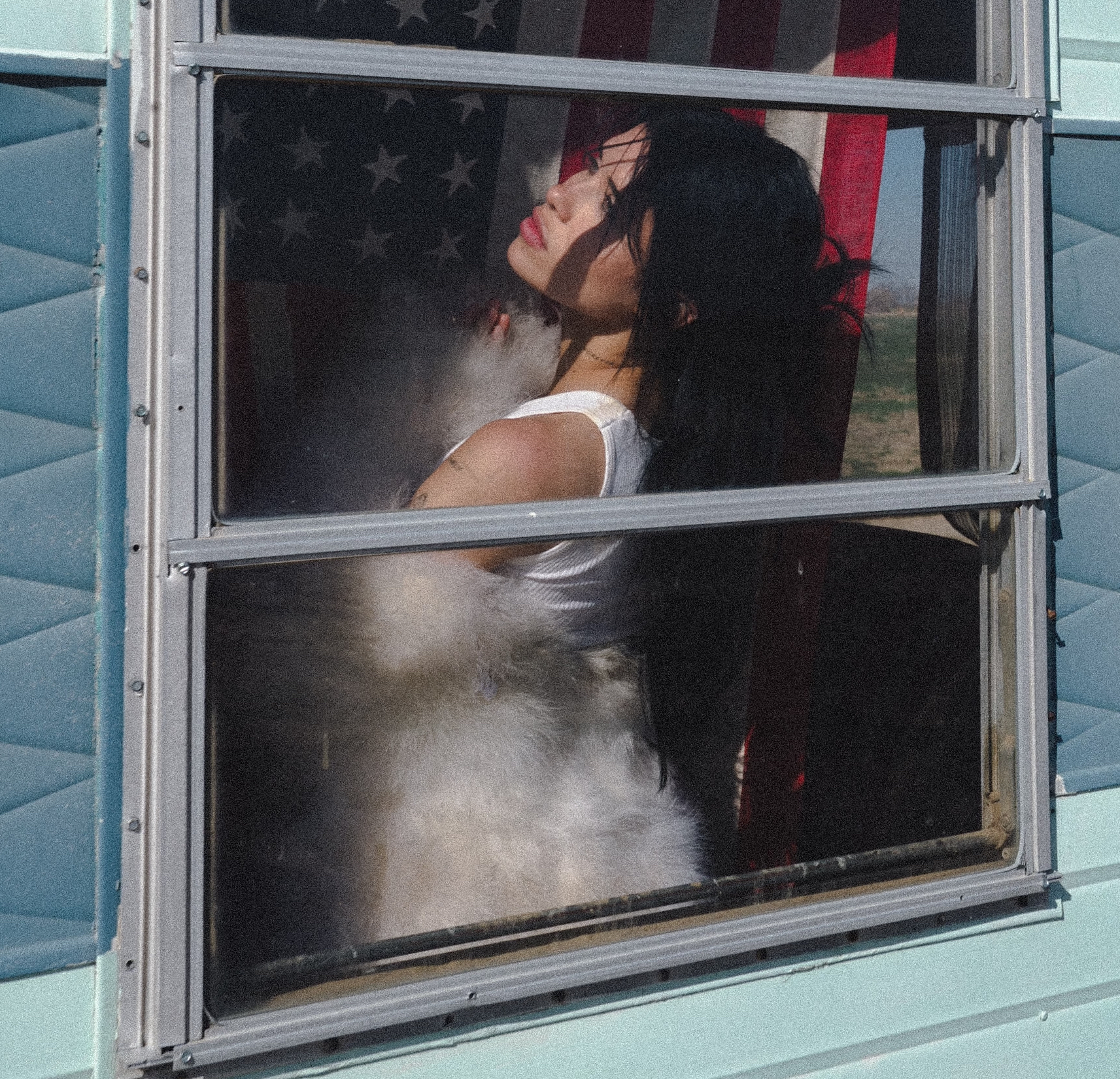 Nessa barrett 2023 window