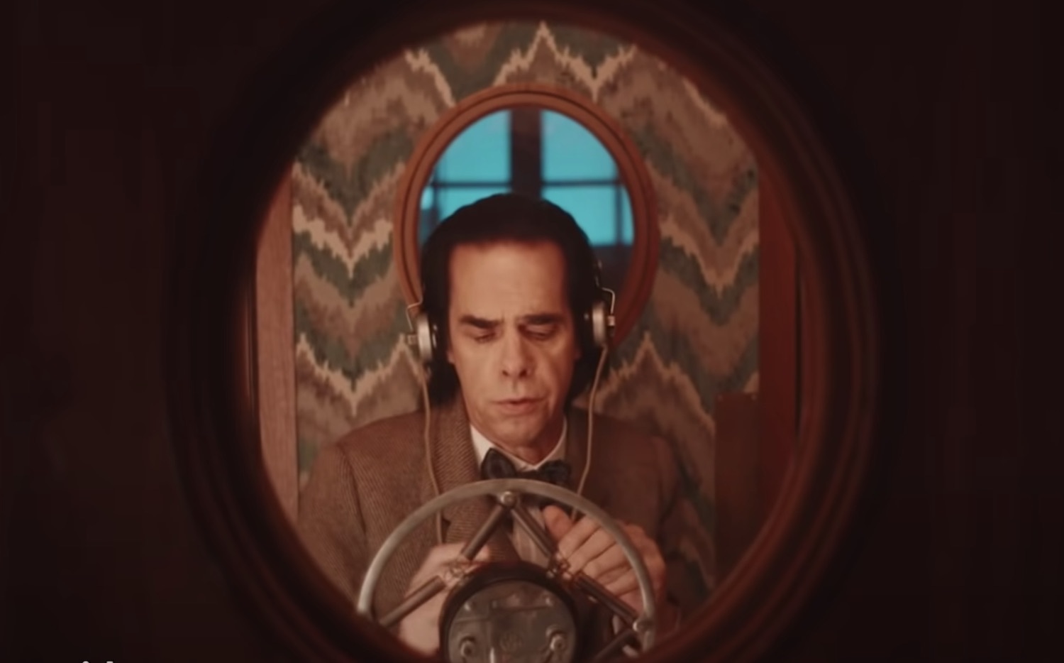 Nick cave The Electrical Life of Louis Wain trailer youtube