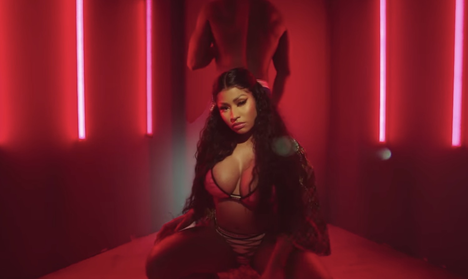 Nicki minaj megatron video